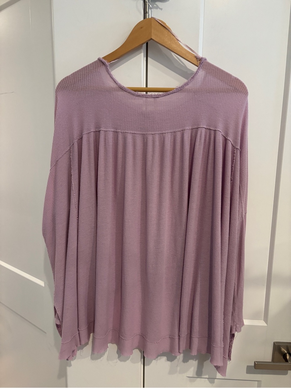 Free People Must Have Henley. Size M - Picture 2 of 7